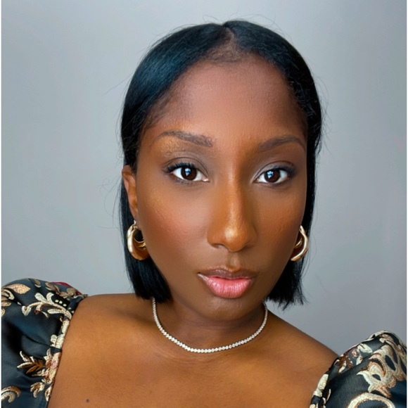 Meet your Posher, Ruth - Picture 1 of 1